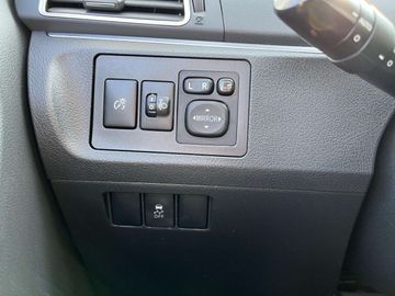 Car image 33