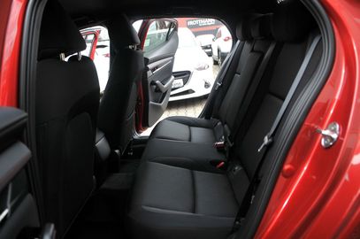 Car image 26