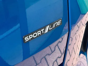 Car image 30