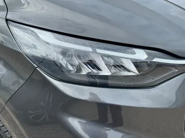 Car image 37