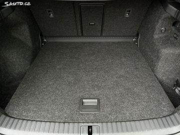 Car image 47