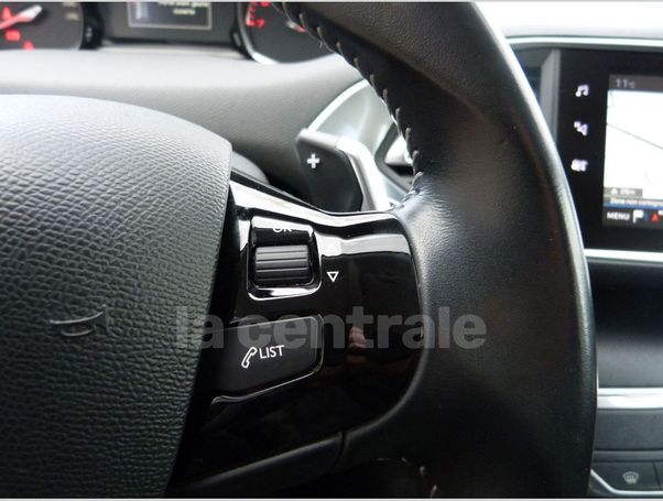 Peugeot 308 1.2 PureTech 130 Allure 96 kW image number 21