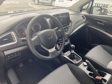 Car image 9