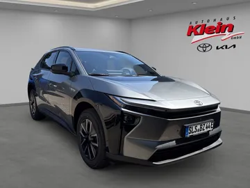 Car image 2