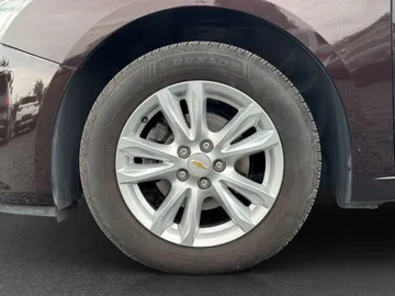 Car image 34