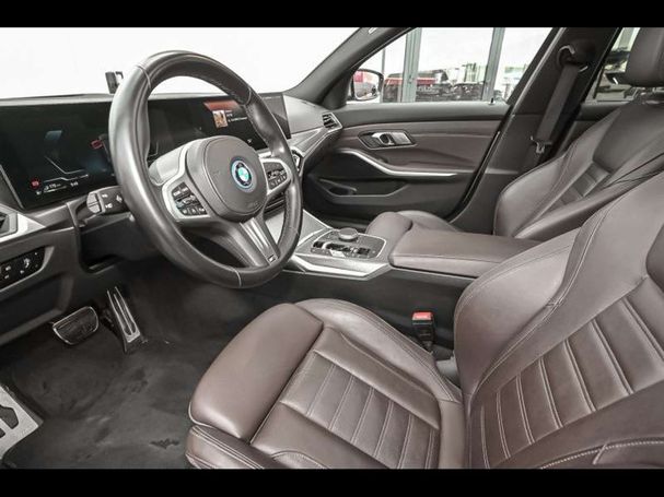 BMW 330 Touring 215 kW image number 4