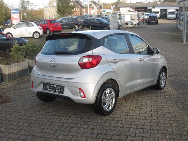 Hyundai i10 1.0 Trend 49 kW image number 3