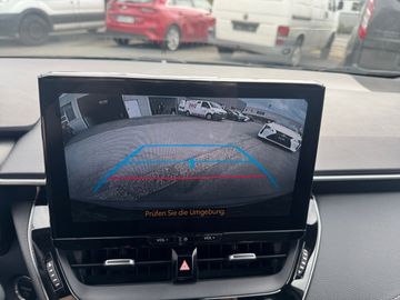 Car image 26