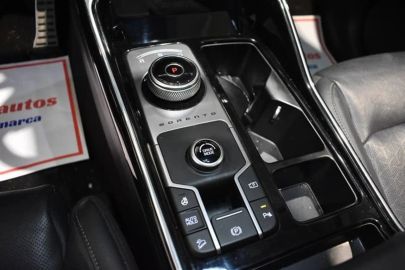Car image 33