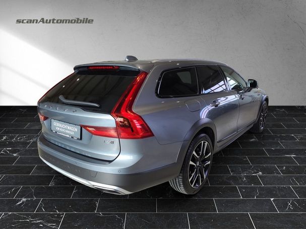 Volvo V90 Cross Country AWD Pro 228 kW image number 4