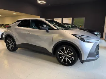 Car image 2