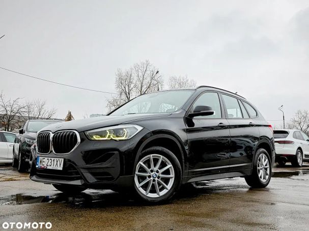 BMW X1 sDrive18i Advantage 103 kW image number 1