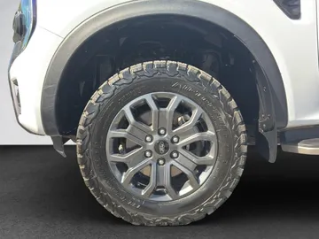 Car image 41