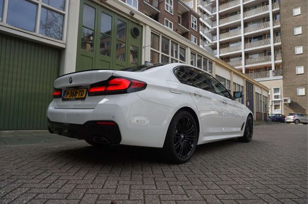 BMW 520i 135 kW image number 9