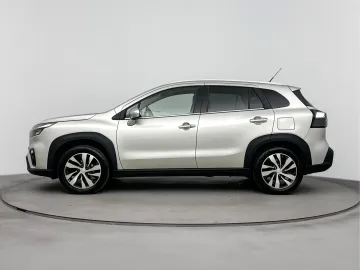 Car image 3