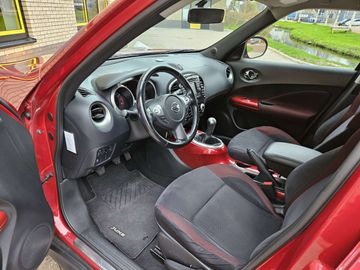 Car image 11