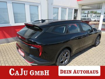 Car image 30