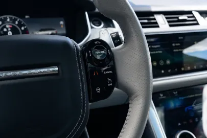 Car image 31