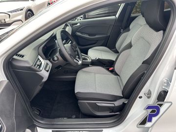 Car image 11