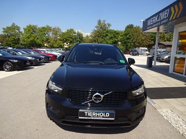 Volvo XC40 T4 140 kW image number 9