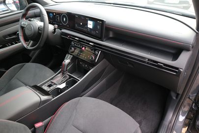 Car image 23