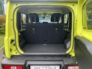 Car image 25