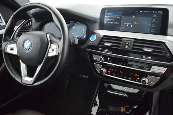 BMW iX3 80 kWh 210 kW image number 3