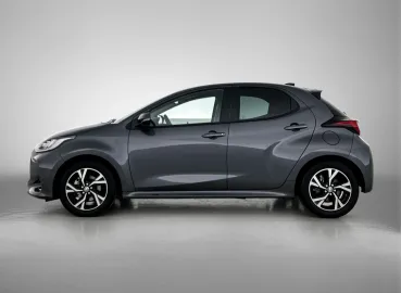 Car image 3
