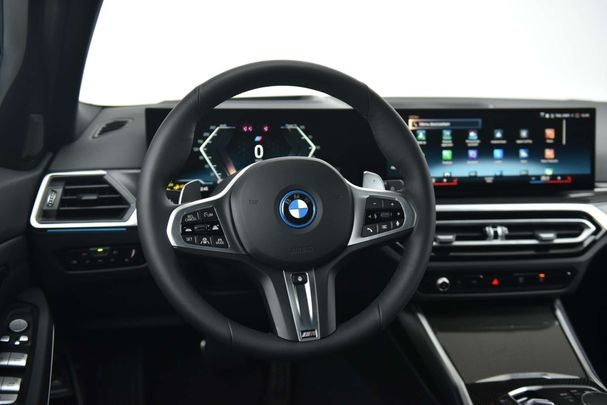 BMW 330 e Touring 215 kW image number 17