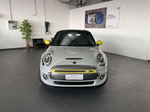 Mini Cooper SE M 135 kW image number 3