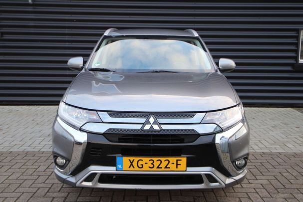 Mitsubishi Outlander 176 kW image number 36