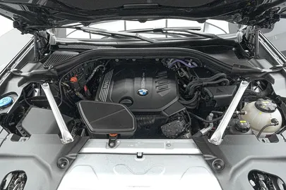 Car image 27
