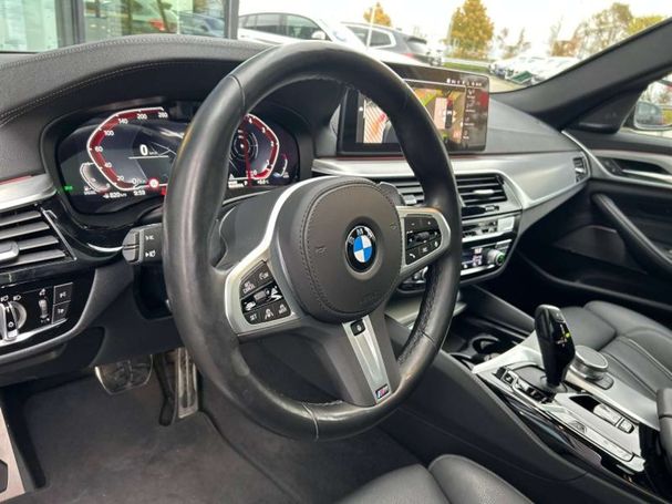 BMW 520 Touring xDrive 142 kW image number 20