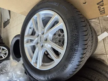 Car image 31