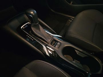 Car image 24