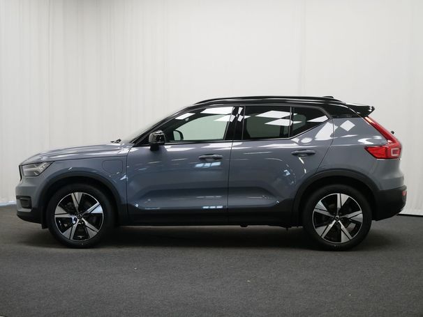 Volvo XC40 Recharge R T4 Design 157 kW image number 5