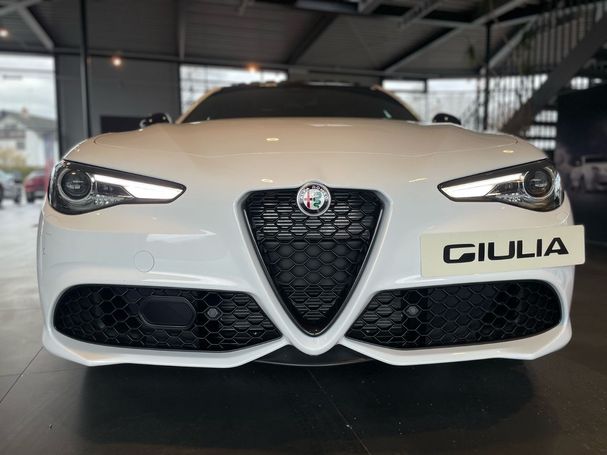 Alfa Romeo Giulia Q4 206 kW image number 3