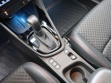 Car image 9