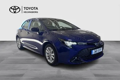 Car image 2