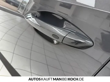 Car image 35