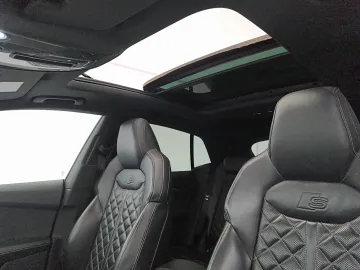 Car image 41