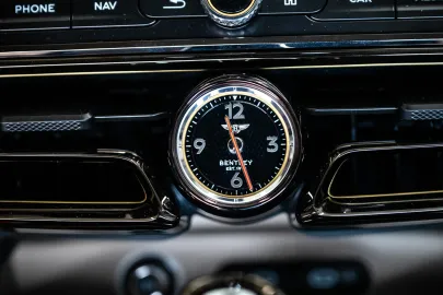 Car image 35