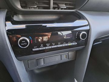 Car image 24