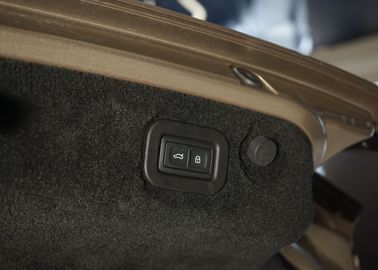 Car image 41