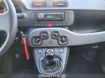 Car image 12