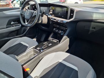 Car image 11