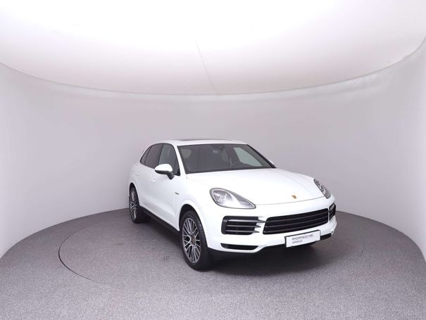 Porsche Cayenne E-Hybrid 340 kW image number 2