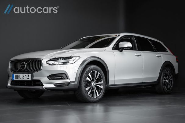 Volvo V90 Cross Country B4 AWD 146 kW image number 6