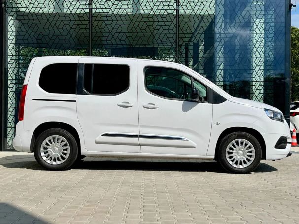 Toyota Proace Verso 75 kW image number 6