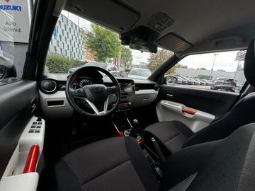 Car image 12